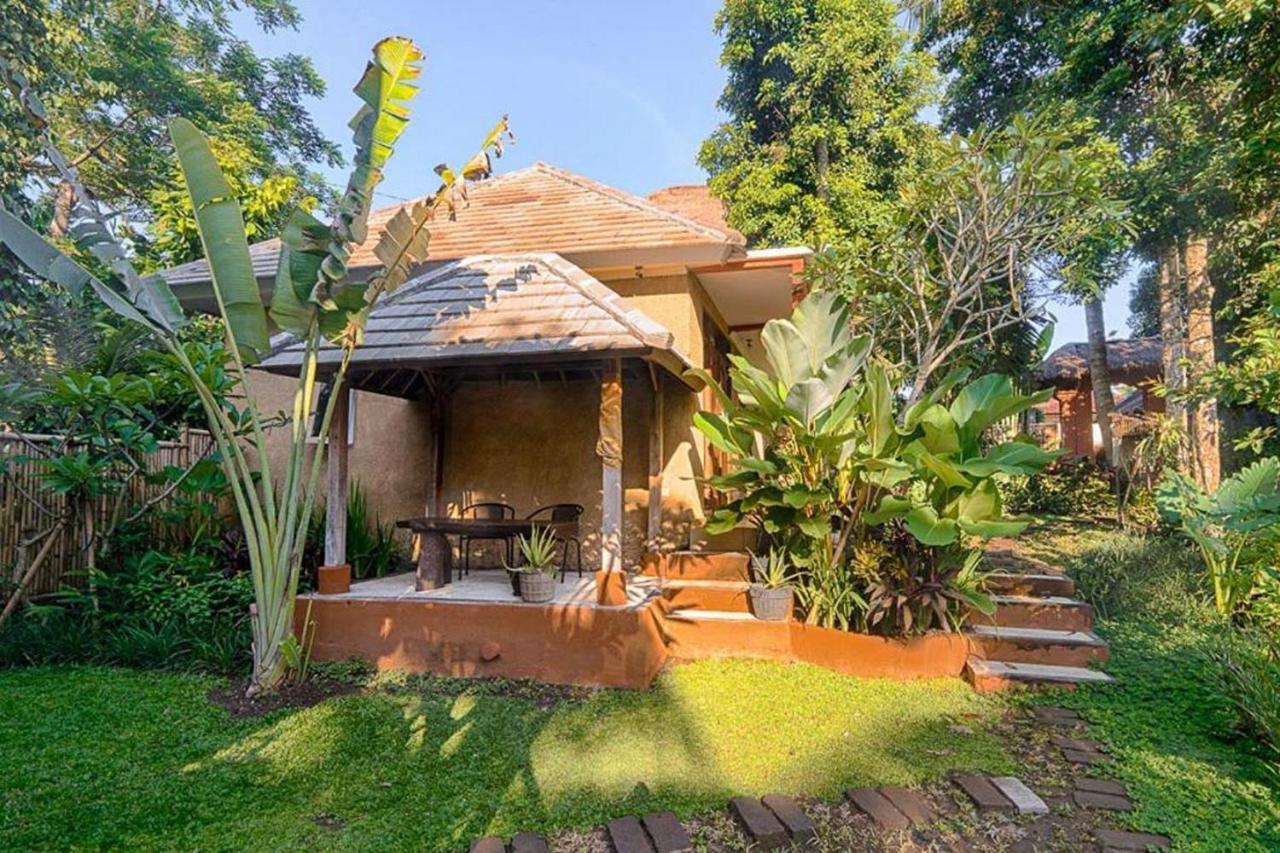 Shanti Toya Ashram Mambat 外观 照片
